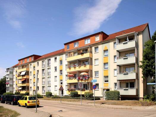 Wohnung zur Miete 475 € 3 Zimmer 66,7 m² Liselotte-Herrmann-Str. 42 Südstadt Neubrandenburg 17033