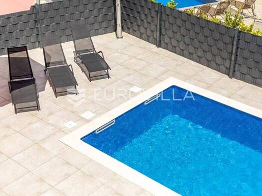 Haus zum Kauf 1.030.000 € 5 Zimmer 280 m² Milcetici Malinska