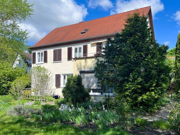 Einfamilienhaus zum Kauf 330.000 € 8 Zimmer 200,2 m² 854 m² Grundstück Schkopau 06258