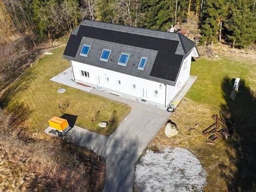 Mehrfamilienhaus zum Kauf - Erstbezug 850.000 € 7 Zimmer 212 m² 5.786 m² Grundstück frei ab 01.06.2026 Neumarkt im Mühlkreis 4212