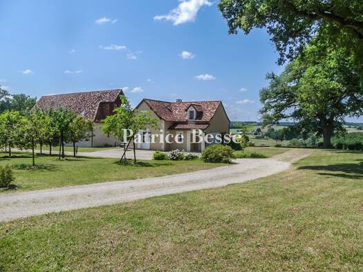 Einfamilienhaus zum Kauf 550.000 € 9 Zimmer 517 m² 19.370 m² Grundstück Roche-Posay 86270