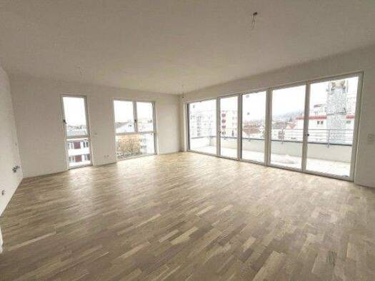 Penthouse zur Miete 1.400 € 3 Zimmer 86 m² 6. Geschoss Friedrich-Ebert-Str. 7 Burghausen 84489