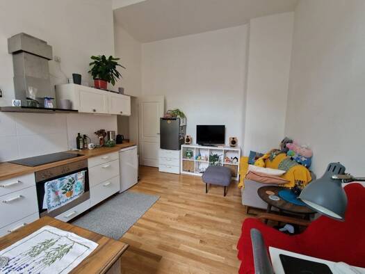 Wohnung zur Miete 600 € 2 Zimmer 50 m² frei ab sofort West Jena 07743