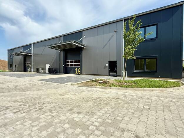 Lagerhalle zur Miete 8,50 € 1.773 m² Lagerfläche teilbar ab 248 m² Quickborn 25451
