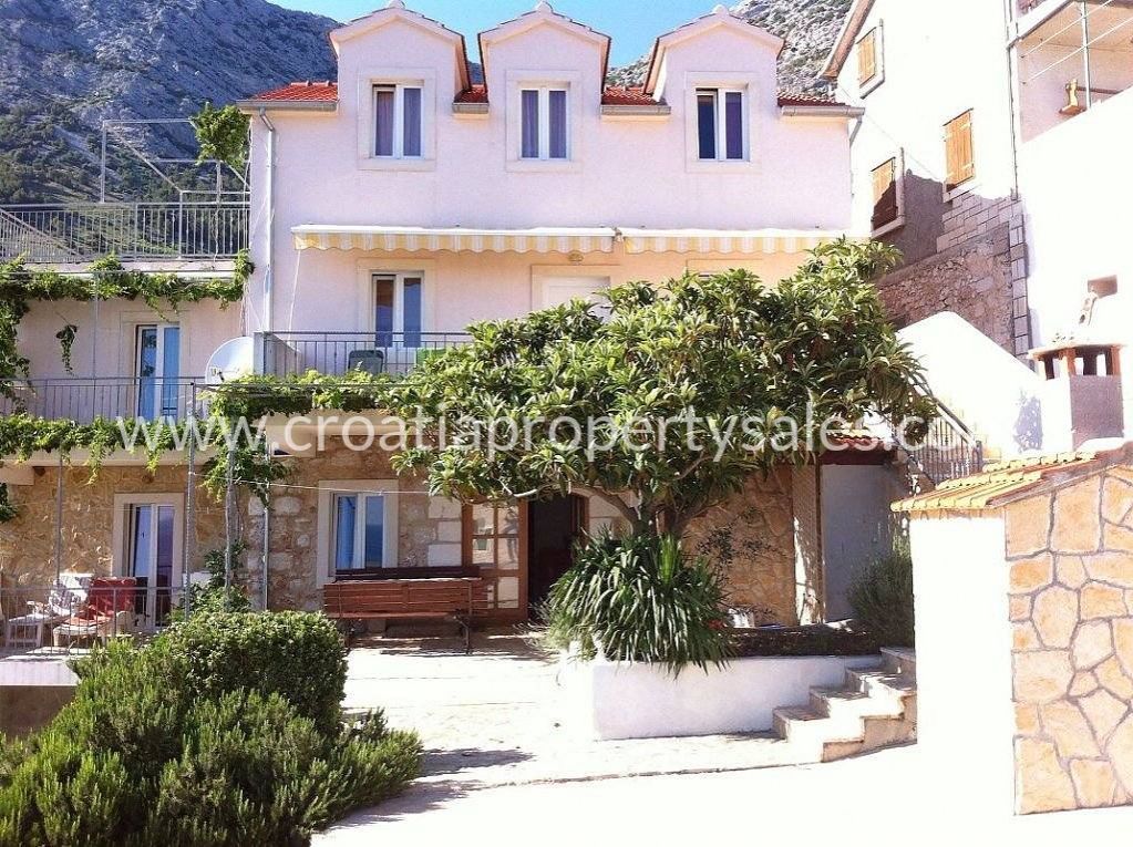 Haus zum Kauf 499.000 € 6 Zimmer 240 m²<br/>Wohnfläche Hvar