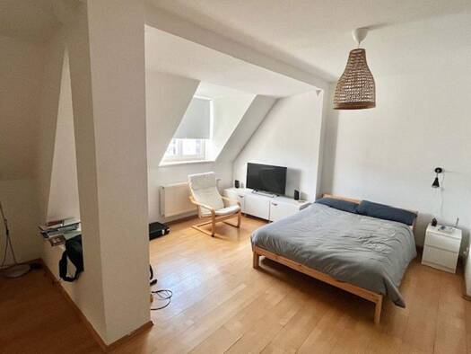 Wohnung zur Miete 360 € 2 Zimmer 51,6 m² 4. Geschoss frei ab 01.04.2026 Krämpfervorstadt Erfurt 99085