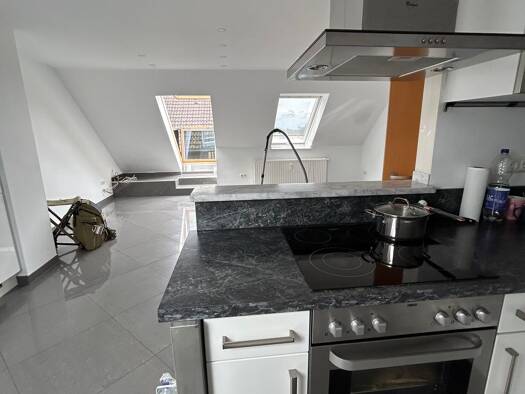 Wohnung zur Miete 650 € 2 Zimmer 50 m² 2. Geschoss frei ab sofort Fischenich Hürth 50354