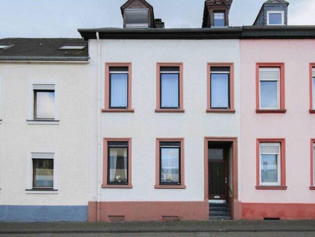 Reihenmittelhaus zum Kauf 275.000 € 7 Zimmer 142 m² 223 m² Grundstück Trier-Ost Trier 54295