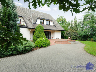 Villa zur Miete 2.500 € 9 Zimmer 342 m² 5.015 m² Grundstück frei ab 01.08.2025 Vreden / Lünten 48691