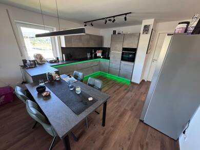 Wohnung zur Miete 880 € 3 Zimmer 82,3 m² Ruhmannsfelden Ruhmannsfelden 94239