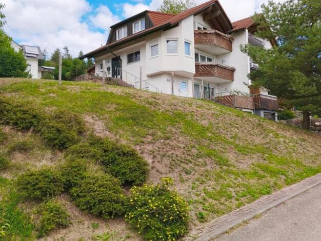 Doppelhaushälfte zum Kauf 450.000 € 6,5 Zimmer 136 m² 672 m² Grundstück Cresbach Waldachtal 72178