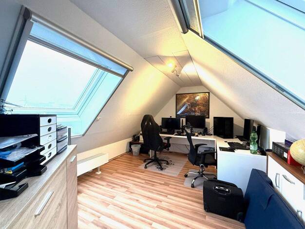 Maisonette zum Kauf 275.000 € 4 Zimmer 77,4 m² 2. Geschoss frei ab 01.03.2026 Cadolzburg 90556