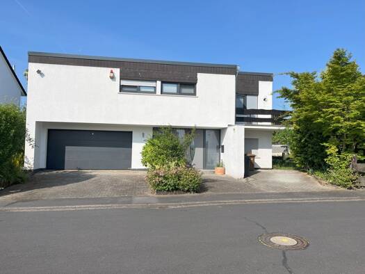 Einfamilienhaus zum Kauf 498.000 € 7 Zimmer 250 m² 950 m² Grundstück frei ab sofort Elz 65604