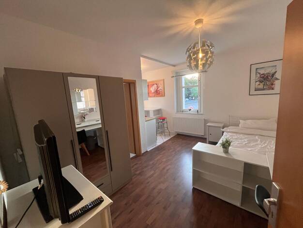 Studio zur Miete 550 € 1 Zimmer 26 m² 1. Geschoss frei ab 01.09.2026 Schmalkalden Schmalkalden 98574