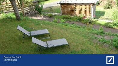 Doppelhaushälfte zum Kauf 8 Zimmer 165 m² 370 m² Grundstück frei ab sofort Bahnhofstraße 19 Lengenfeld Lengenfeld 08485