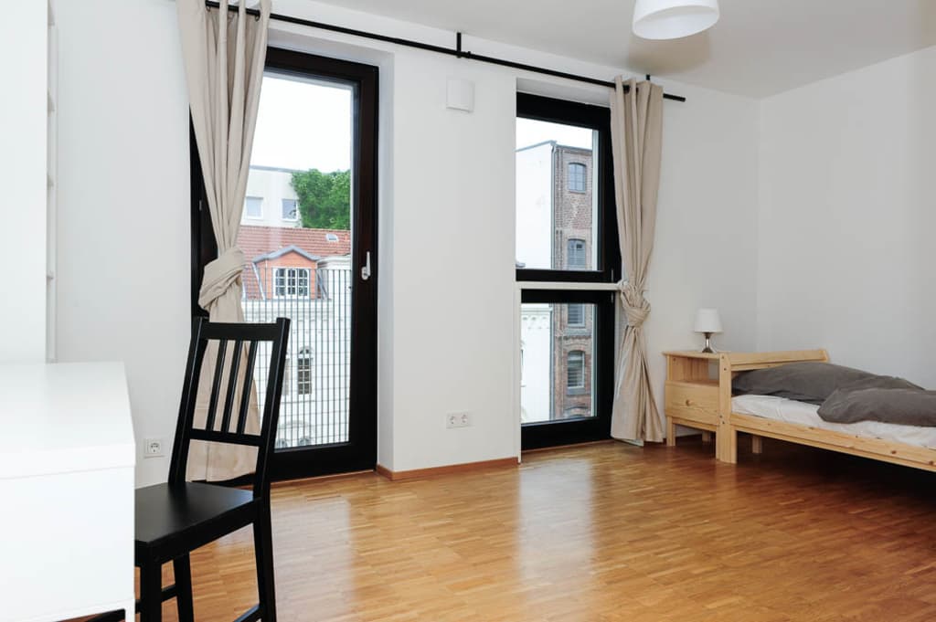 Wohnung zur Miete Wohnen auf Zeit 720 € 4 Zimmer 15,5 m²<br/>Wohnfläche 20.01.2025<br/>Verfügbarkeit Schellerdamm 7 Harburg Hamburg 21079