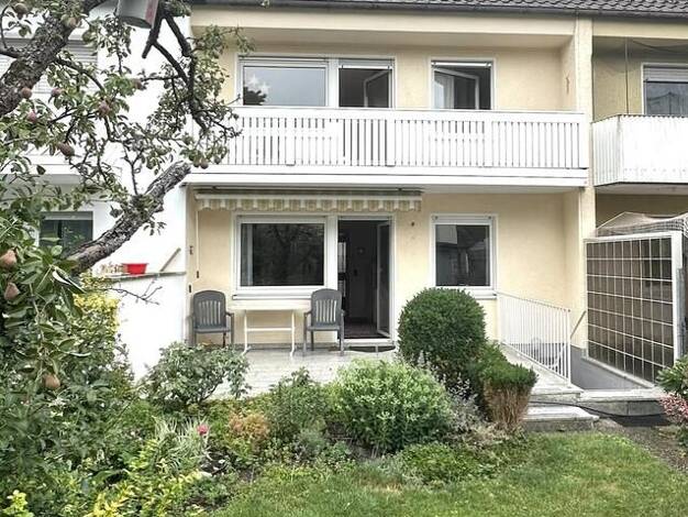 Reihenmittelhaus zum Kauf 469.000 € 6 Zimmer 120 m² 197 m² Grundstück Haunstetten Haunstetten - Siebenbrunn 86179