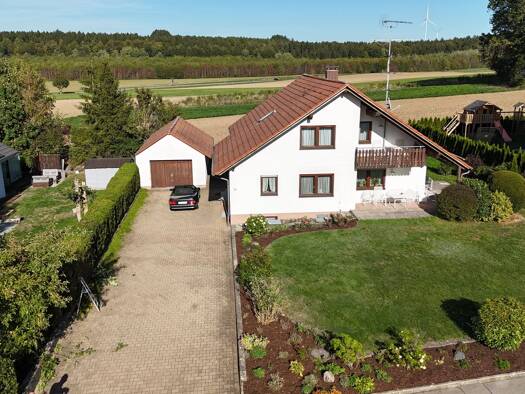 Einfamilienhaus zum Kauf 398.000 € 5 Zimmer 149 m² 855 m² Grundstück Denkmalweg 17 Ortsbereich Ostrach 88356