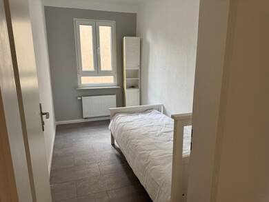 WG-Zimmer zur Miete Wohnen auf Zeit 510 € 7 m² frei ab sofort Obertürkheimer Straße 0 Mettingen - Ost Esslingen 73733