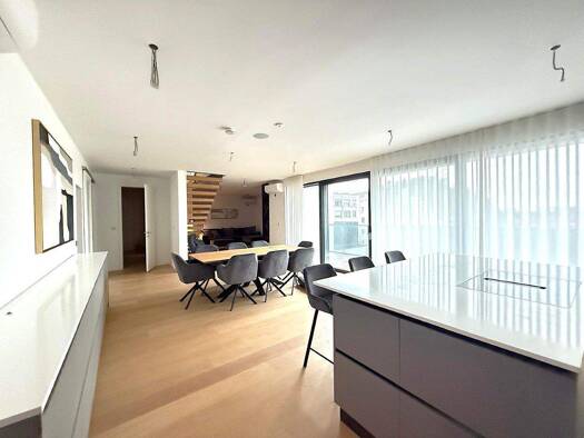 Studio zum Kauf 4.000.000 € 5 Zimmer 452 m² 8 Dalmatinova ulica Ljubljana 1000
