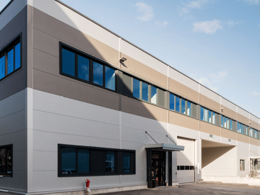 Lagerhalle zur Miete - Erstbezug provisionsfrei 27.600 m² Lagerfläche teilbar ab 2.600 m² Bad Oldesloe 23843