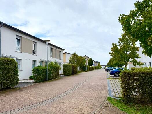 Reihenmittelhaus zum Kauf 369.000 € 3 Zimmer 81 m² 150 m² Grundstück Hanau Hanau 63452