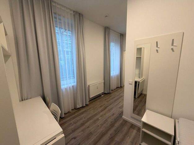 Studio zur Miete 647 € 1 Zimmer 23,9 m² frei ab 06.03.2026 Heinrichstraße 83 Düsseltal Düsseldorf 40239
