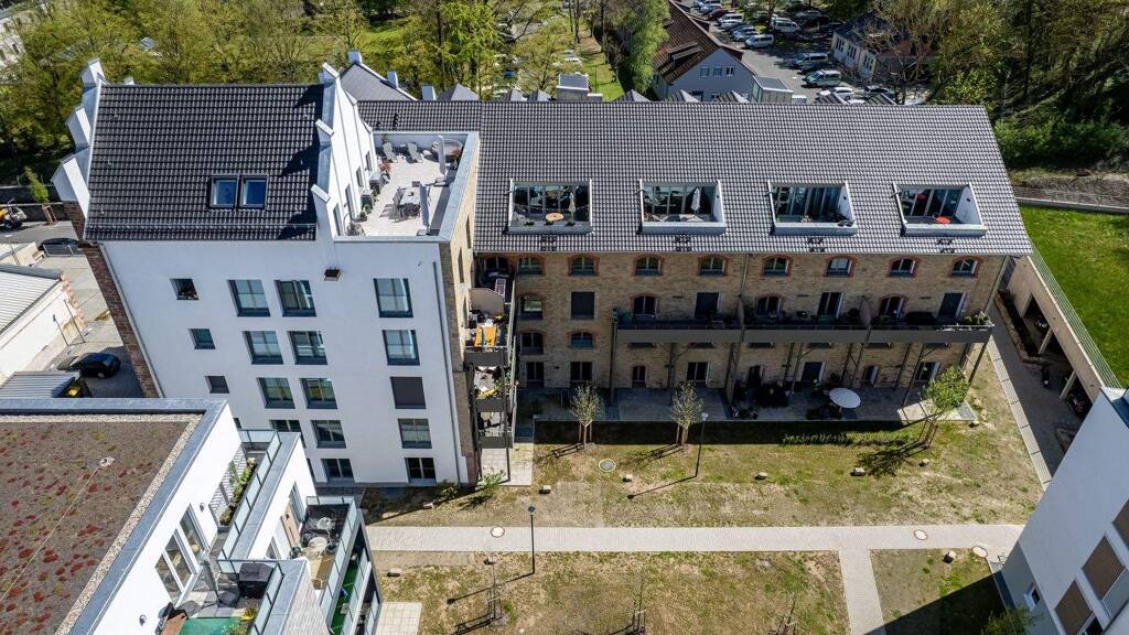 Maisonette zur Miete 2.797 € 5 Zimmer 215,2 m² EG frei ab 01.04.2026 Frankfurter Straße 81 Zellerau Würzburg 97082