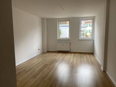 Wohnung zur Miete 424 € 2 Zimmer 77 m² frei ab sofort Hauptstraße 20 Steinbach-Hallenberg Steinbach-Hallenberg 98587
