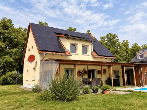Einfamilienhaus zum Kauf 524.800 € 7 Zimmer 117,8 m² 1.024 m² Grundstück Deutsch Wusterhausen Königs Wusterhausen 15711
