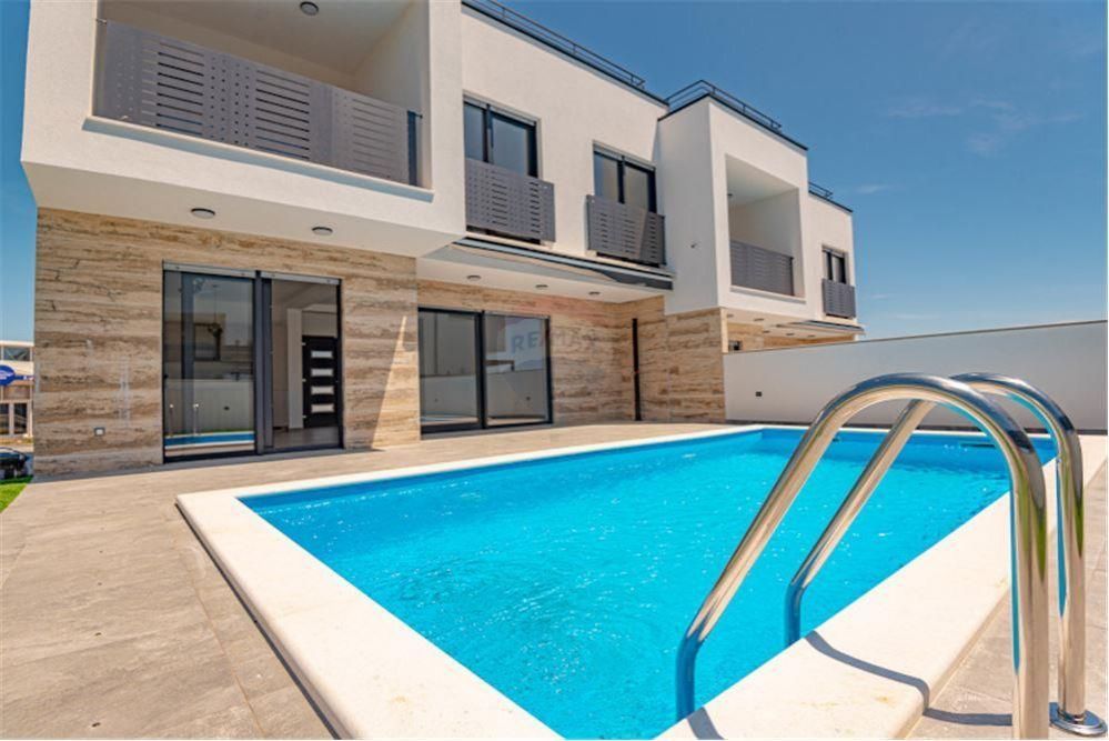 Haus zum Kauf 585.000 € 4 Zimmer 140 m²<br/>Wohnfläche Vodice center 22211