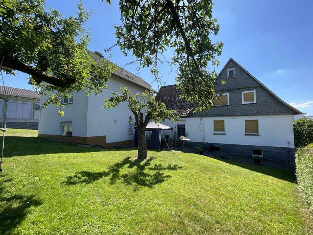 Mehrfamilienhaus zum Kauf 390.000 € 16 Zimmer 381 m² 1.066 m² Grundstück Eiershausen Eschenburg 35713