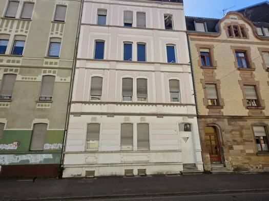 Mehrfamilienhaus zum Kauf 1.000.000 € 19 Zimmer 397 m² 172 m² Grundstück frei ab sofort St Johann Mitte 66121