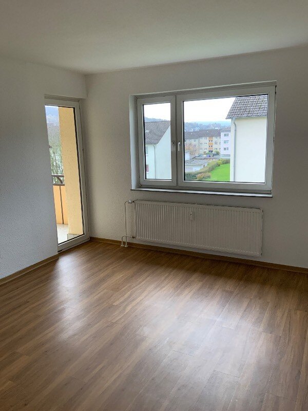 Wohnung zur Miete 440 € 3 Zimmer 61 m²<br/>Wohnfläche 2.<br/>Geschoss 01.12.2024<br/>Verfügbarkeit Uferweg 6 Schlüchtern Schlüchtern 36381