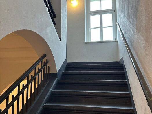 Wohnung zur Miete 561 € 4 Zimmer 93,5 m² Geschoss 1/3 frei ab 01.05.2026 Chemnitzer Straße 60 Grünhainichen 09579