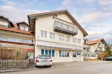 Wohn- und Geschäftshaus zum Kauf als Kapitalanlage geeignet 3.084.000 € 20 Zimmer 1.734 m² 1.582 m² Grundstück Traunreut Traunreut 83301