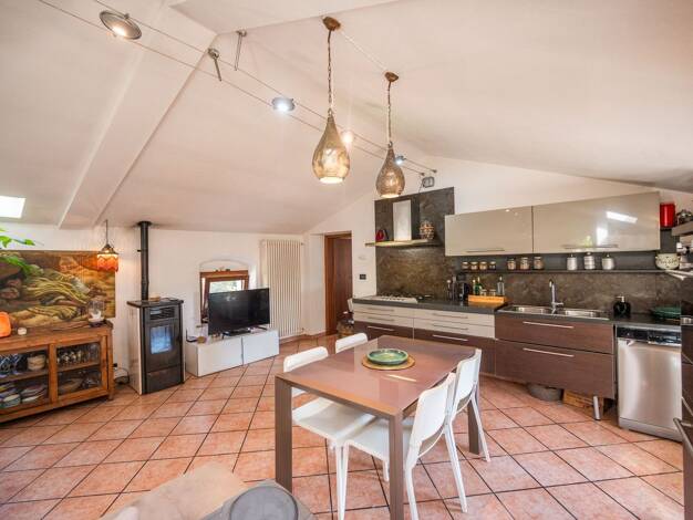 Wohnung zum Kauf 245.000 € 4 Zimmer 100 m² Cavaion Veronese 37010