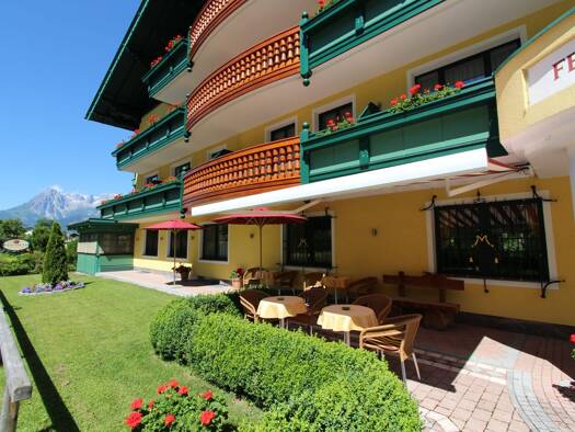 Hotel zum Kauf provisionsfrei 34 Zimmer 70 Betten 6.050 m² Grundstück Werfenweng 5453