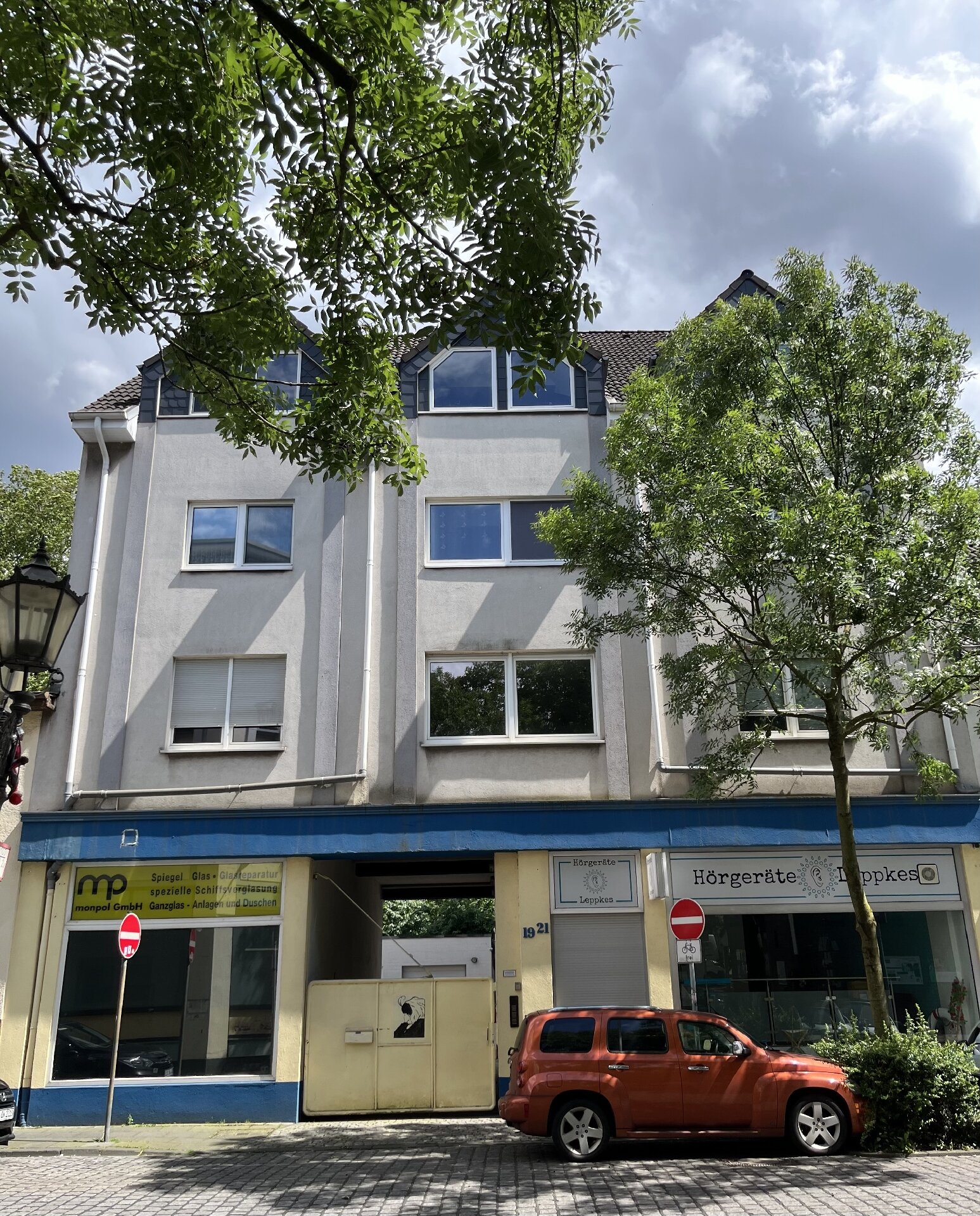 Wohnung zum Kauf 299.000 € 3 Zimmer 146 m²<br/>Wohnfläche 1.<br/>Geschoss Ruhrort Duisburg 47119