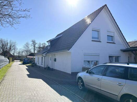 Wohnung zum Kauf 185.000 € 7 Zimmer 143 m² Berumbur 26524