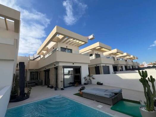 Chalet zum Kauf 369.000 € 3 Zimmer 108 m² Calle Chumbera, 26 Los Montesinos 03187