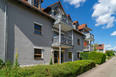 Wohnung zum Kauf 214.000 € 2 Zimmer 62,8 m² EG Burglengenfeld Burglengenfeld 93133