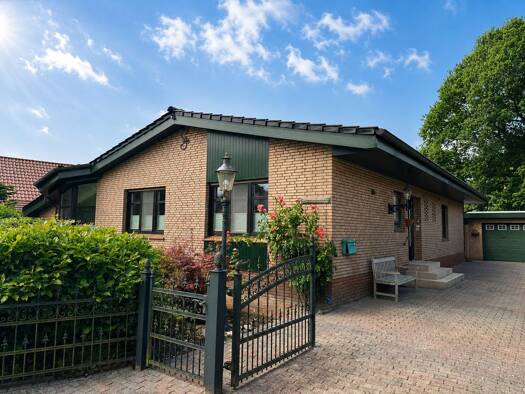 Einfamilienhaus zum Kauf 299.000 € 5 Zimmer 141,4 m² 1.000 m² Grundstück Westrhauderfehn Rhauderfehn 26817