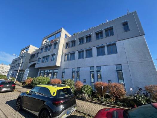 Bürofläche zur Miete 10 € 3 Zimmer 100 m² Bürofläche teilbar ab 20 m² Neureut Karlsruhe 76149