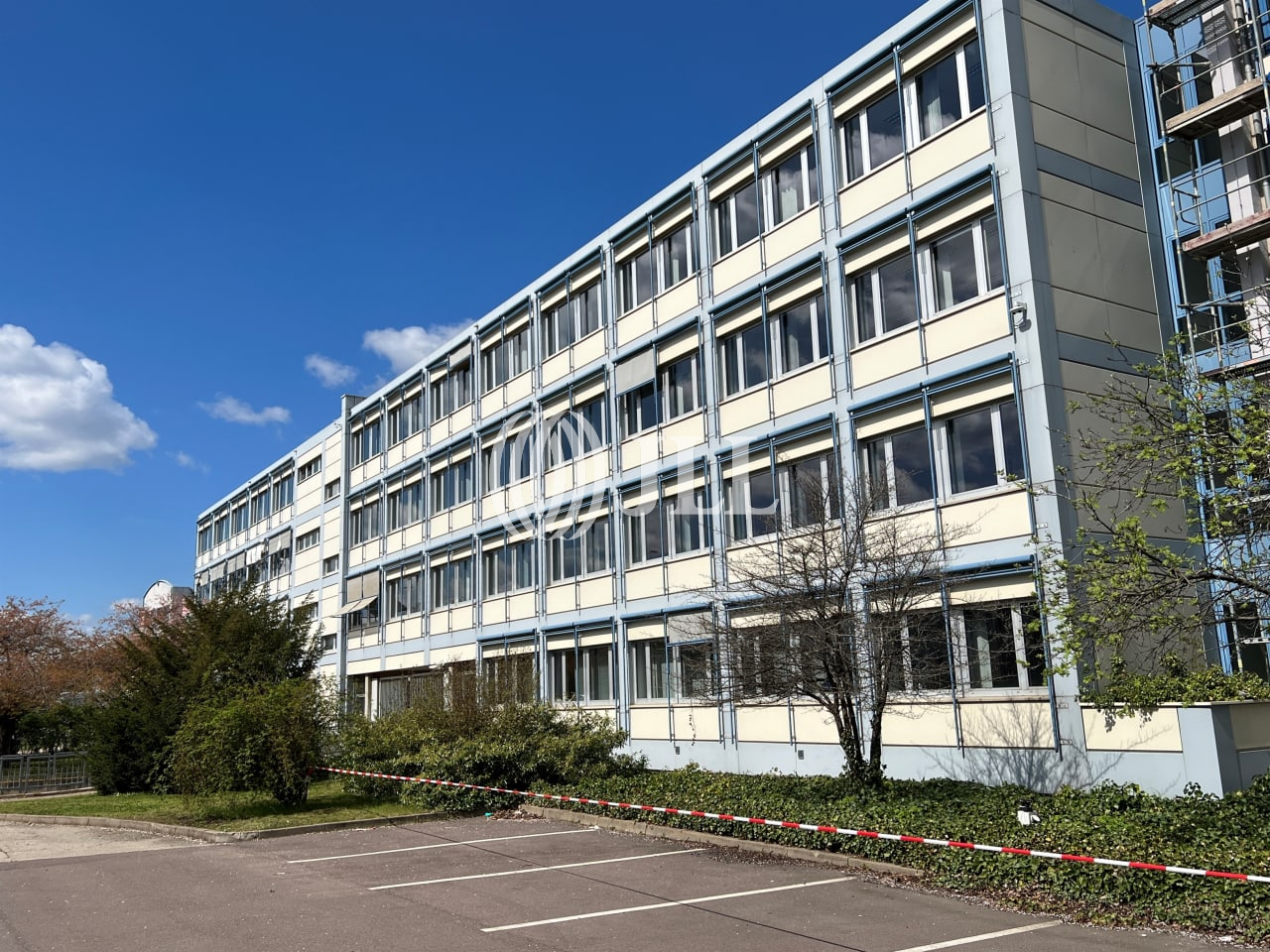 Bürofläche zur Miete provisionsfrei 6 € 3.823 m²<br/>Bürofläche Büschdorf Halle (Saale) 06112