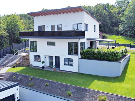 Einfamilienhaus zum Kauf provisionsfrei 649.000 € 4 Zimmer 224,9 m² 790 m² Grundstück Münnerstadt 97702