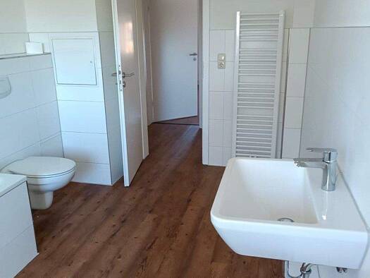 Wohnung zur Miete 820 € 3 Zimmer 82 m² Paulsstadt Schwerin 19053