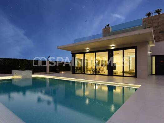 Einfamilienhaus zum Kauf 1.195.000 € 5 Zimmer 197 m² 500 m² Grundstück Alicante 03189