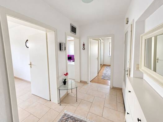 Mehrfamilienhaus zum Kauf 575.000 € 4 Zimmer 200 m² 700 m² Grundstück Langendiebach Erlensee 63526