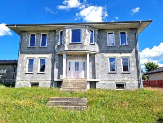 Einfamilienhaus zum Kauf provisionsfrei 375.000 € 10 Zimmer 231,5 m² 730 m² Grundstück Hanstorf 18239